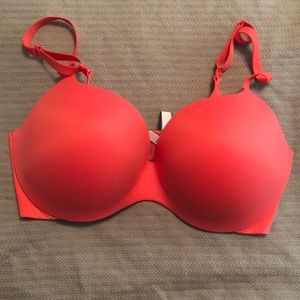 Victoria’s Secret bra size 34 DDD